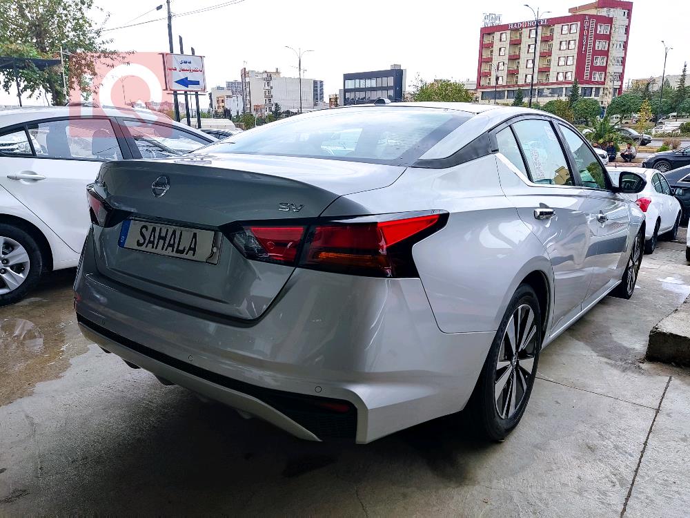 Nissan Altima